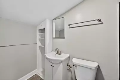 946 W Windlake Ave, Milwaukee, WI 53204 - Photo 8