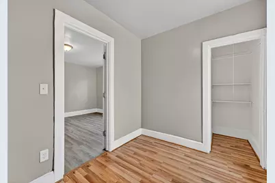 946 W Windlake Ave, Milwaukee, WI 53204 - Photo 16
