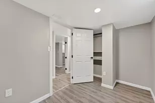 946 W Windlake Ave, Milwaukee, WI 53204 - Photo 22
