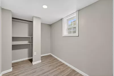 946 W Windlake Ave, Milwaukee, WI 53204 - Photo 24