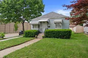 1818 E Fernwood Ave, Milwaukee, WI 53207 - Photo 14