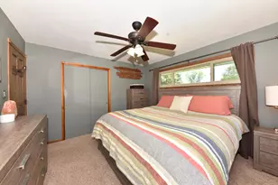 W200N9459 Woodside Ln, Menomonee Falls, WI 53051 - Photo 14