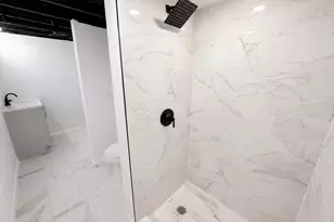 525 N 45th St, Milwaukee, WI 53208 - Photo 20