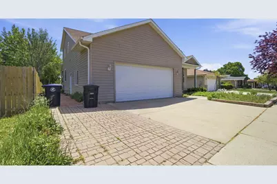 3297 E Ramsey Ave, Cudahy, WI 53110 - Photo 36