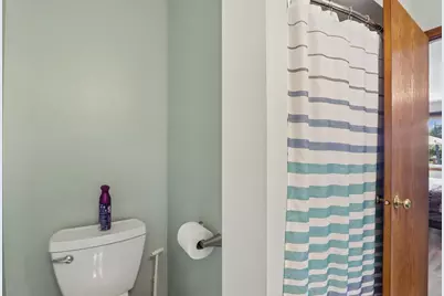 7710 S Chapel Hill Dr, Franklin, WI 53132 - Photo 26