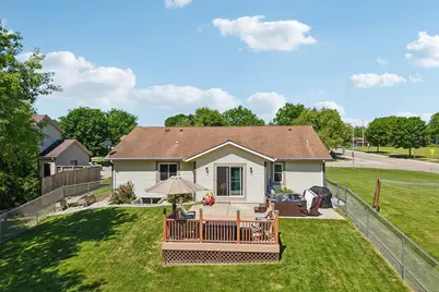 7710 S Chapel Hill Dr, Franklin, WI 53132 - Photo 42