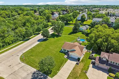 7710 S Chapel Hill Dr, Franklin, WI 53132 - Photo 40