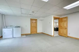 13345 N Windsor Ct, Mequon, WI 53097 - Photo 40