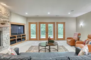 13345 N Windsor Ct, Mequon, WI 53097 - Photo 34