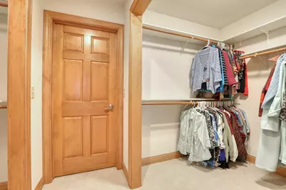 13345 N Windsor Ct, Mequon, WI 53097 - Photo 20