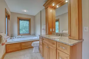 13345 N Windsor Ct, Mequon, WI 53097 - Photo 22