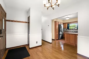 627 Blake Ave, South Milwaukee, WI 53172 - Photo 8