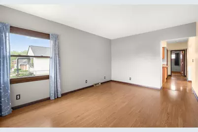 627  Blake Ave, South Milwaukee, WI 53172 - Photo 4