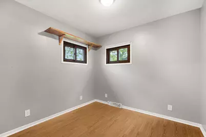 627  Blake Ave, South Milwaukee, WI 53172 - Photo 10
