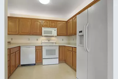 6915  Dale Dr #29, Racine, WI 53402 - Photo 4