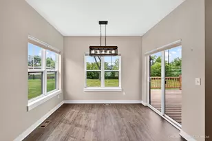 9827 W Dakota St, West Allis, WI 53227 - Photo 4