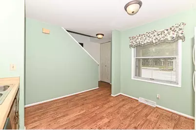 6216 W College Ave, Greendale, WI 53129 - Photo 12