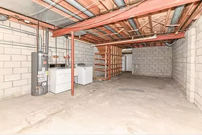 6216 W College Ave, Greendale, WI 53129 - Photo 30