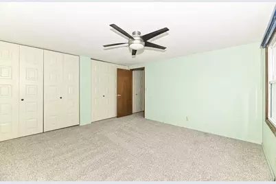 6216 W College Ave, Greendale, WI 53129 - Photo 24