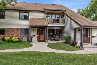 3733 W Loomis Rd, Greenfield, WI 53221 - Photo 26