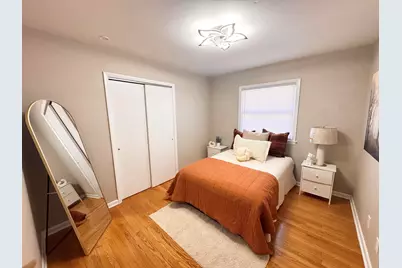 5319 W Spring Ln, Milwaukee, WI 53223 - Photo 8