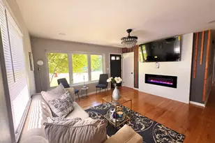 5319 W Spring Ln, Milwaukee, WI 53223 - Photo 4