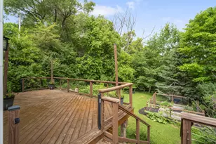 1040 Summer St, West Bend, WI 53090 - Photo 34