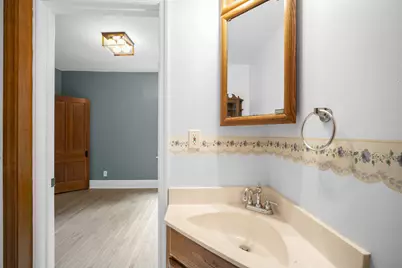 1040  Summer St, West Bend, WI 53090 - Photo 20