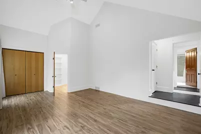 1040  Summer St, West Bend, WI 53090 - Photo 24