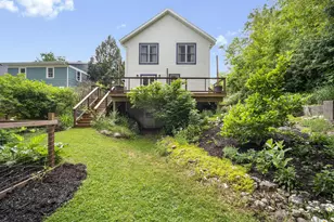 1040 Summer St, West Bend, WI 53090 - Photo 36