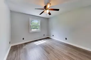 9770 276th Ave, Salem Lakes, WI 53179 - Photo 12