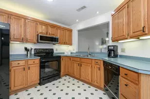 176 Westfield Way, Pewaukee, WI 53072 - Photo 12