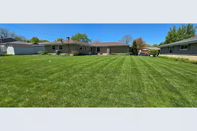 605 E Laverne Dr, Oak Creek, WI 53154 - Photo 42