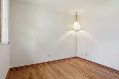 605 E Laverne Dr, Oak Creek, WI 53154 - Photo 22