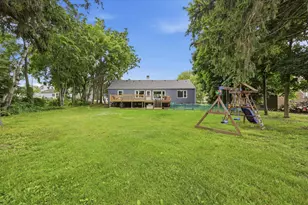 187 W Oak Grove St, Juneau, WI 53039 - Photo 24