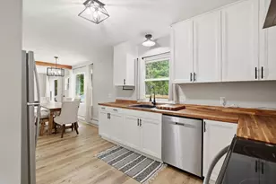 187 W Oak Grove St, Juneau, WI 53039 - Photo 8