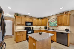 4724 40th St, Kenosha, WI 53144 - Photo 8