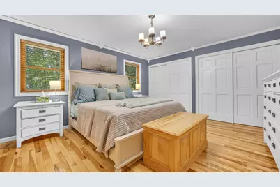 715  Hawthorn Dr, West Bend, WI 53095 - Photo 12