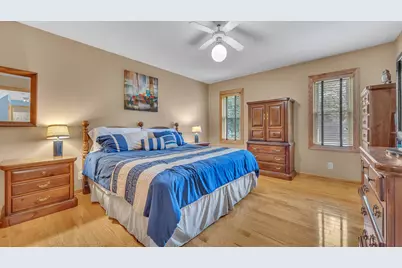715  Hawthorn Dr, West Bend, WI 53095 - Photo 30