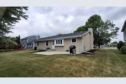 N170W20137  Willow Ridge Dr, Jackson, WI 53037 - Photo 16