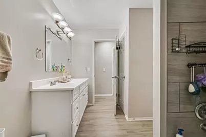 9060 N 86th St, Milwaukee, WI 53224 - Photo 32