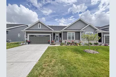 957  Elderberry Rd, Oconomowoc, WI 53066 - Photo 1