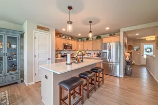 957 Elderberry Rd, Oconomowoc, WI 53066 - Photo 10