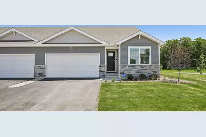 810  Concord Cir #A, Burlington, WI 53105 - Photo 1