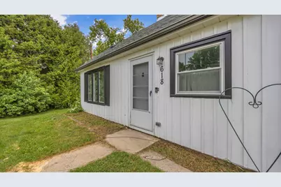 618  Pinehurst Ct, Sheboygan Falls, WI 53085 - Photo 4