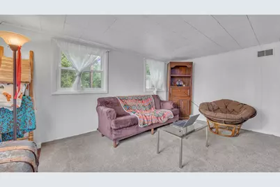 618  Pinehurst Ct, Sheboygan Falls, WI 53085 - Photo 10