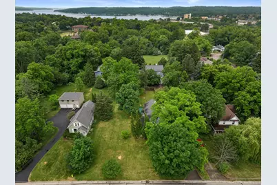 320  Curtis St, Lake Geneva, WI 53147 - Photo 36