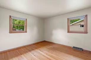 3028 Valley Forge St, Racine, WI 53404 - Photo 32