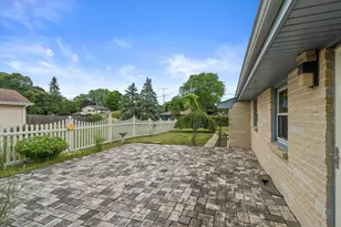 3028 Valley Forge St, Racine, WI 53404 - Photo 16