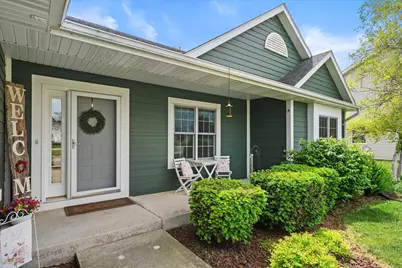 2525  Antoinette Trl, Racine, WI 53402 - Photo 8